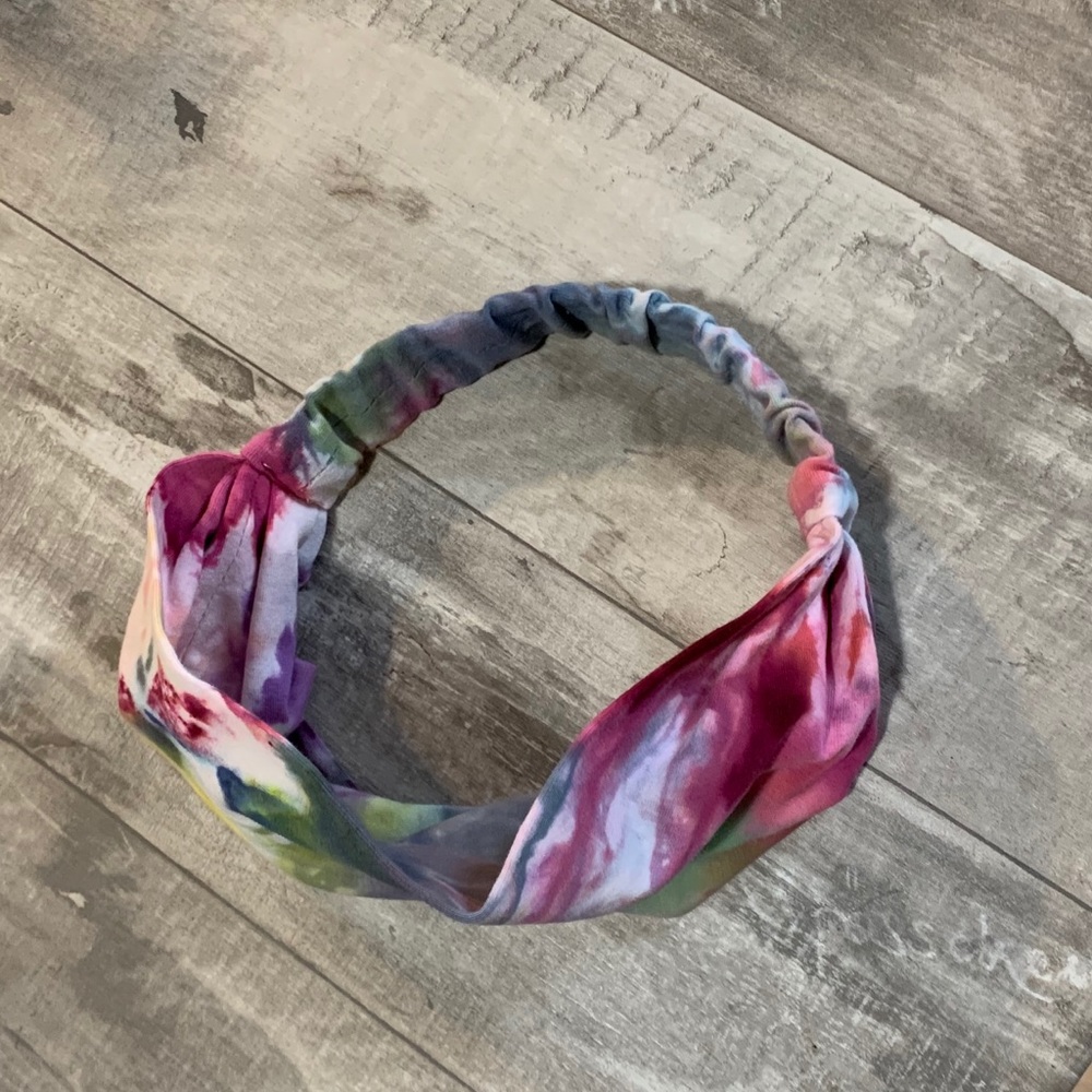 Custom ice dye yoga headband
